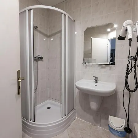& Centrum Palmira Szálloda 3*
