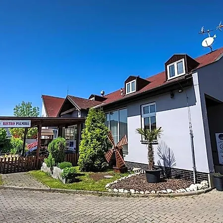 & Centrum Palmira Uherský Brod